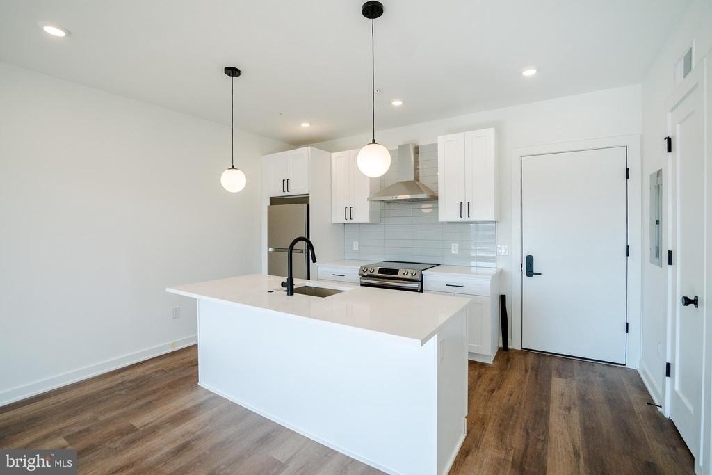 5904 Germantown Avenue - Photo 6