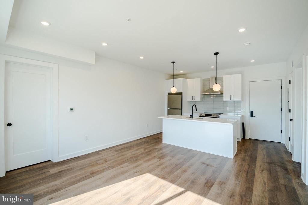 5904 Germantown Avenue - Photo 4