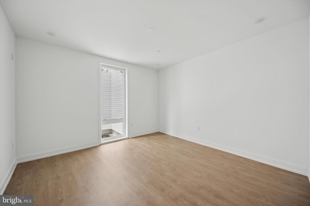 1614 Ridge Avenue - Photo 14
