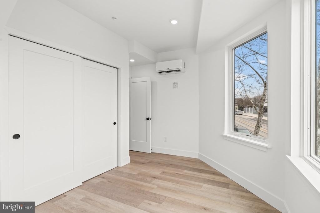 4710 Woodland Avenue - Photo 17