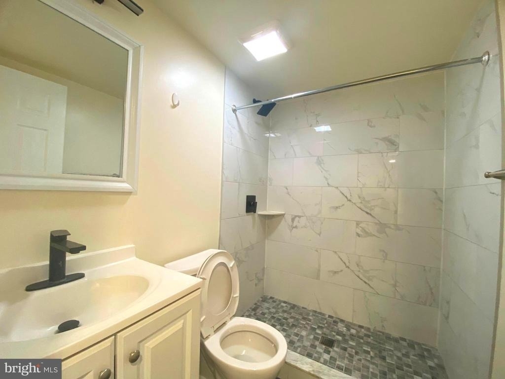 2710 Dothan Plaza - Photo 2
