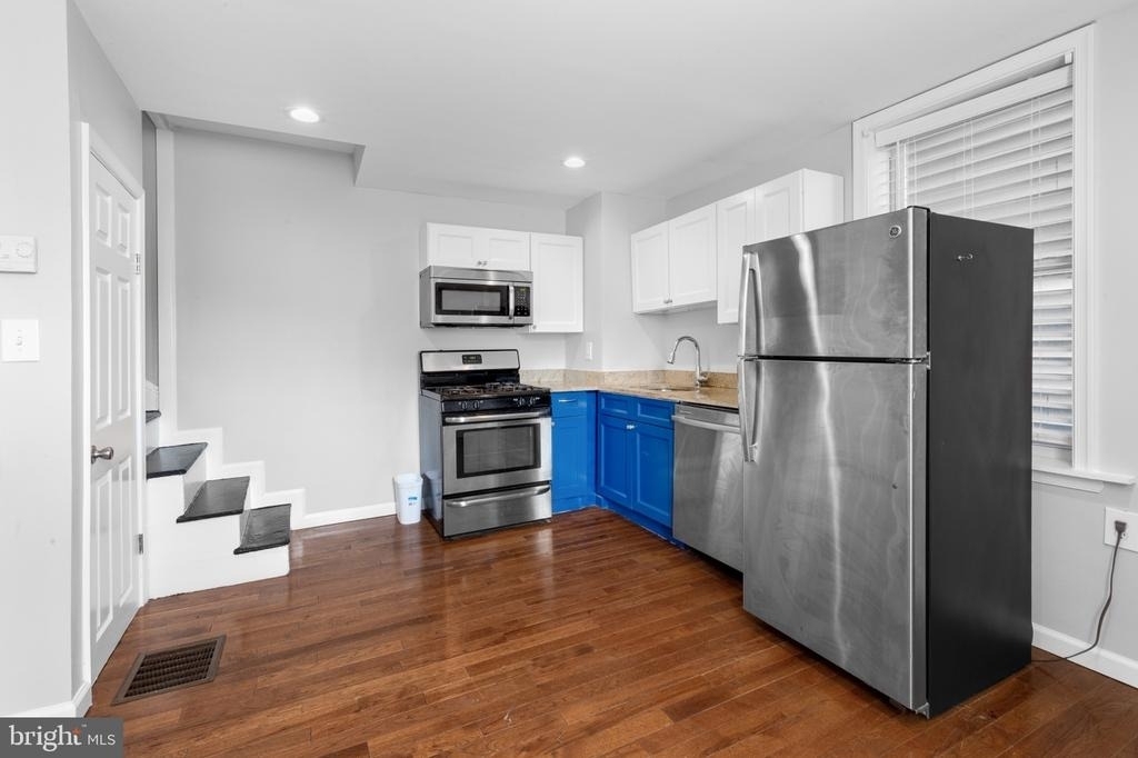 1428 N Hope Street - Photo 1