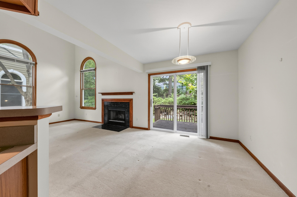 2445 Mulberry Court - Photo 8