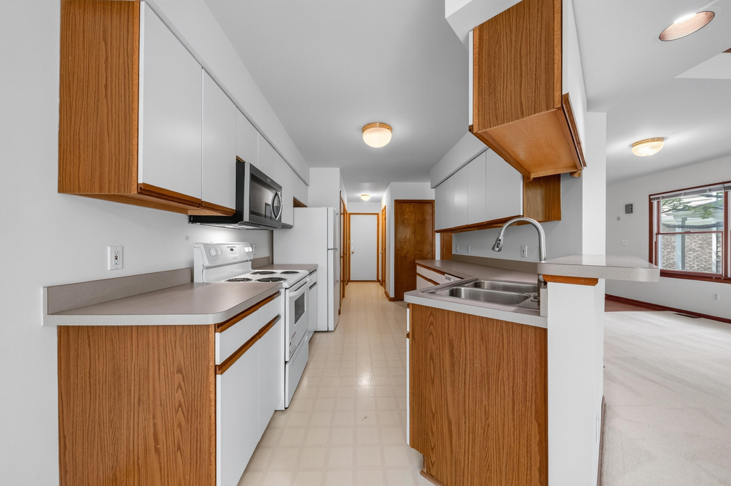 2445 Mulberry Court - Photo 11