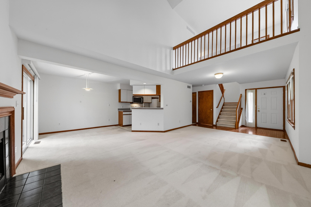 2445 Mulberry Court - Photo 6