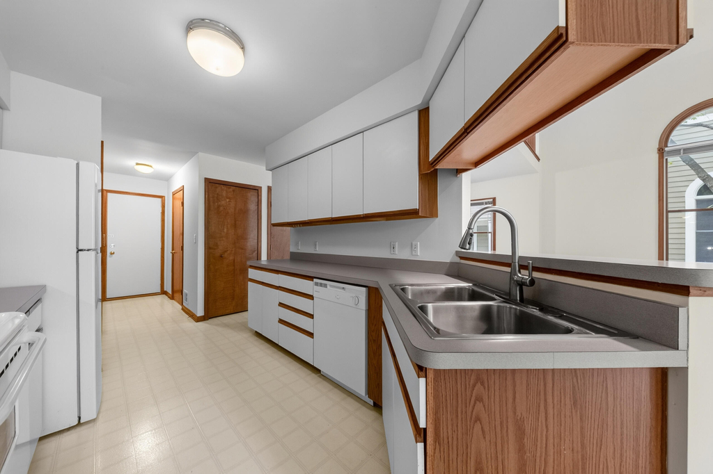 2445 Mulberry Court - Photo 12