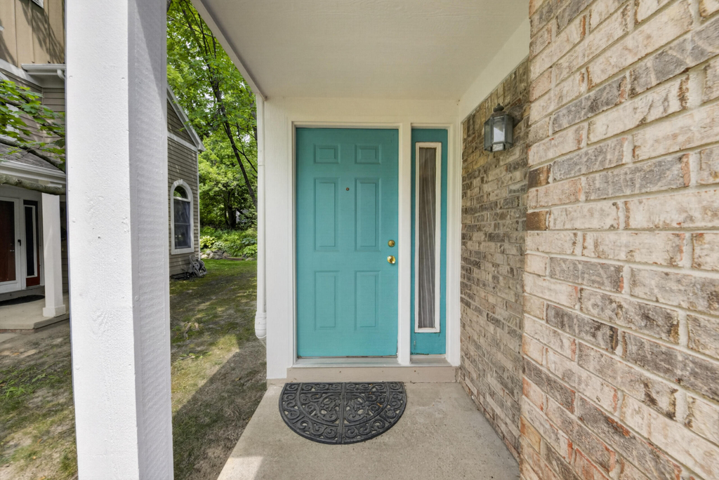 2445 Mulberry Court - Photo 1