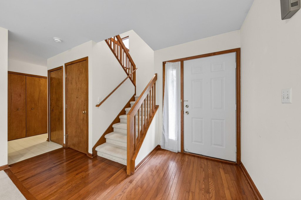2445 Mulberry Court - Photo 2