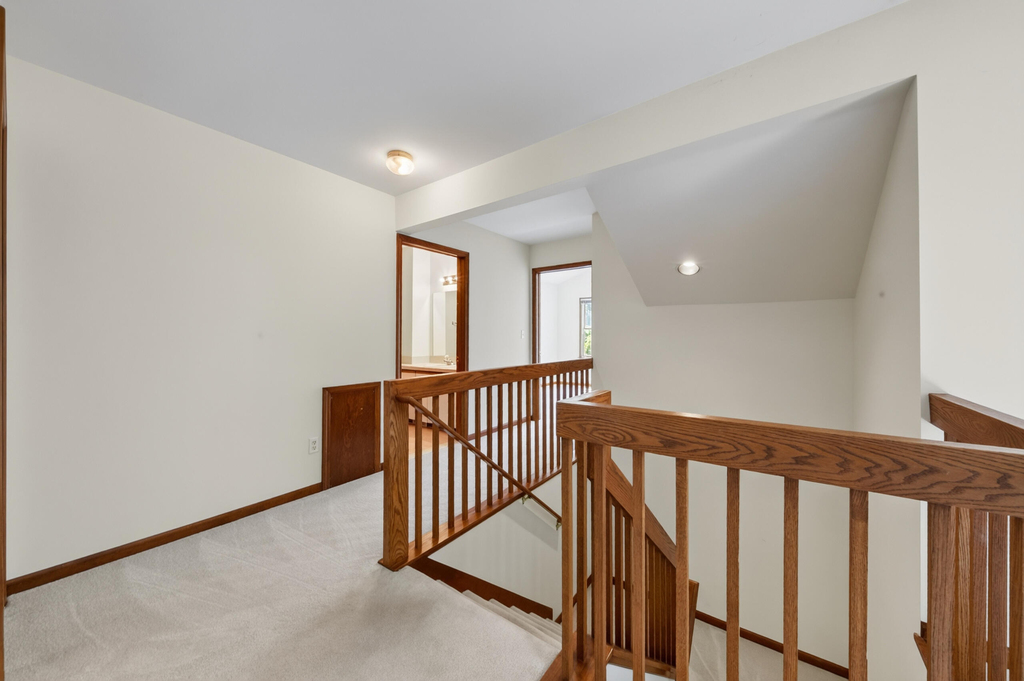2445 Mulberry Court - Photo 34