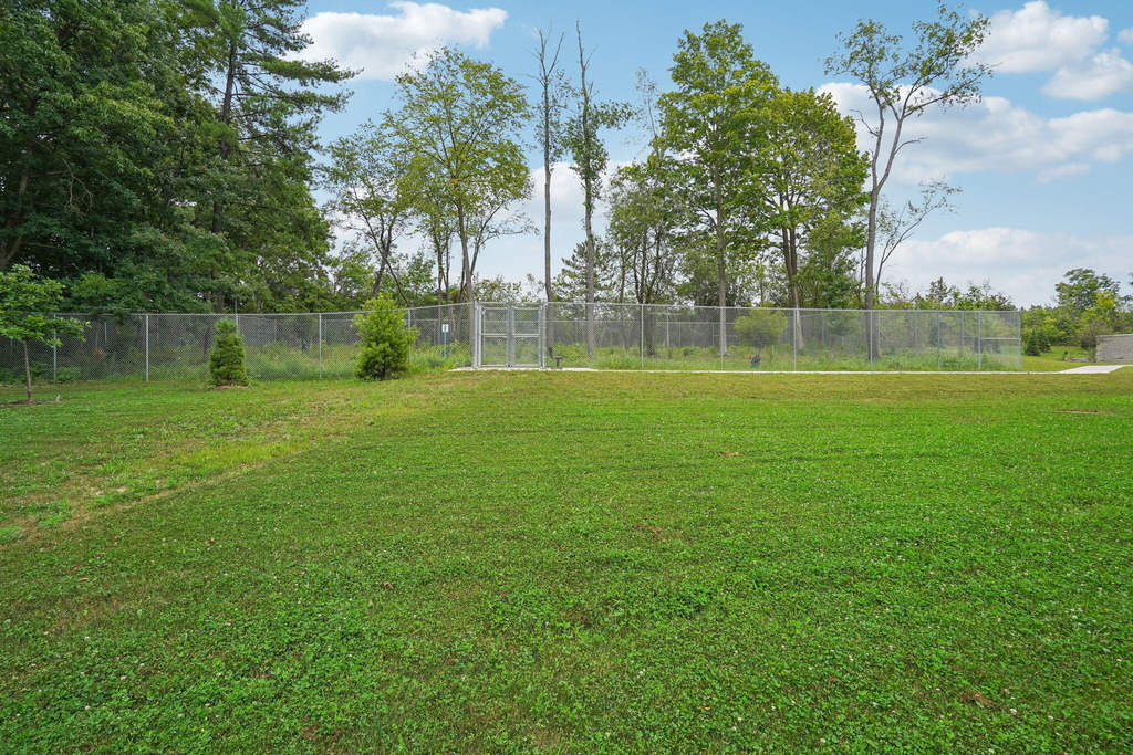 2645 Burton Road - Photo 40