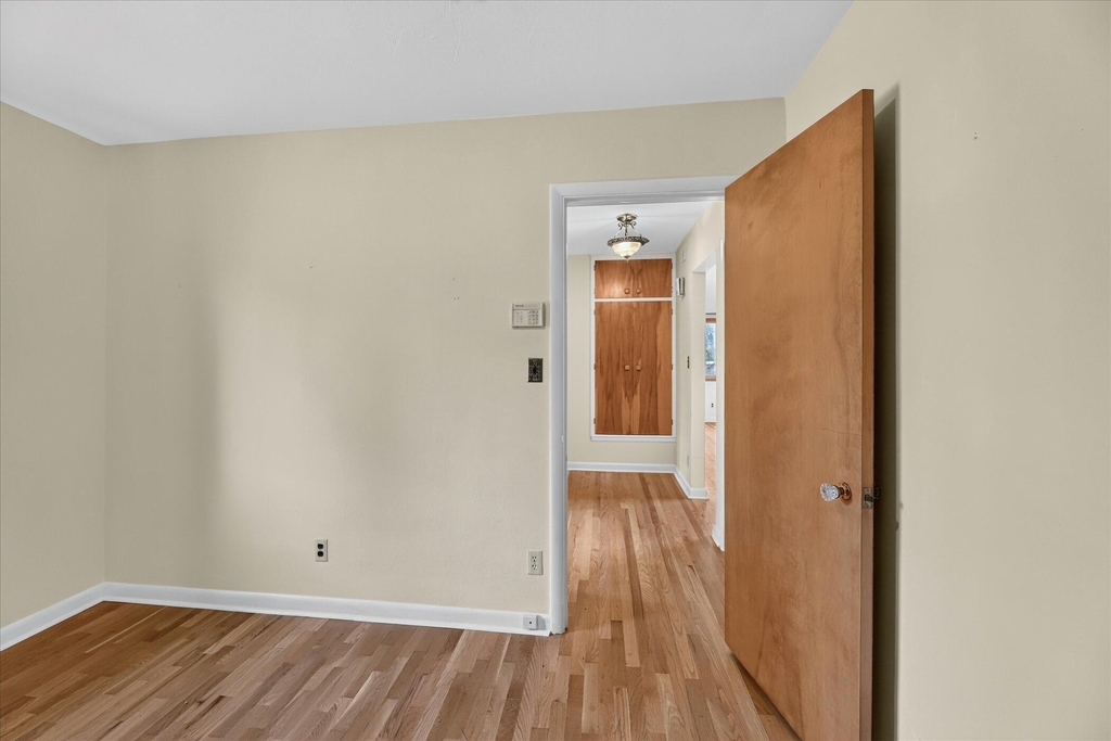 1920 Langley Avenue - Photo 14