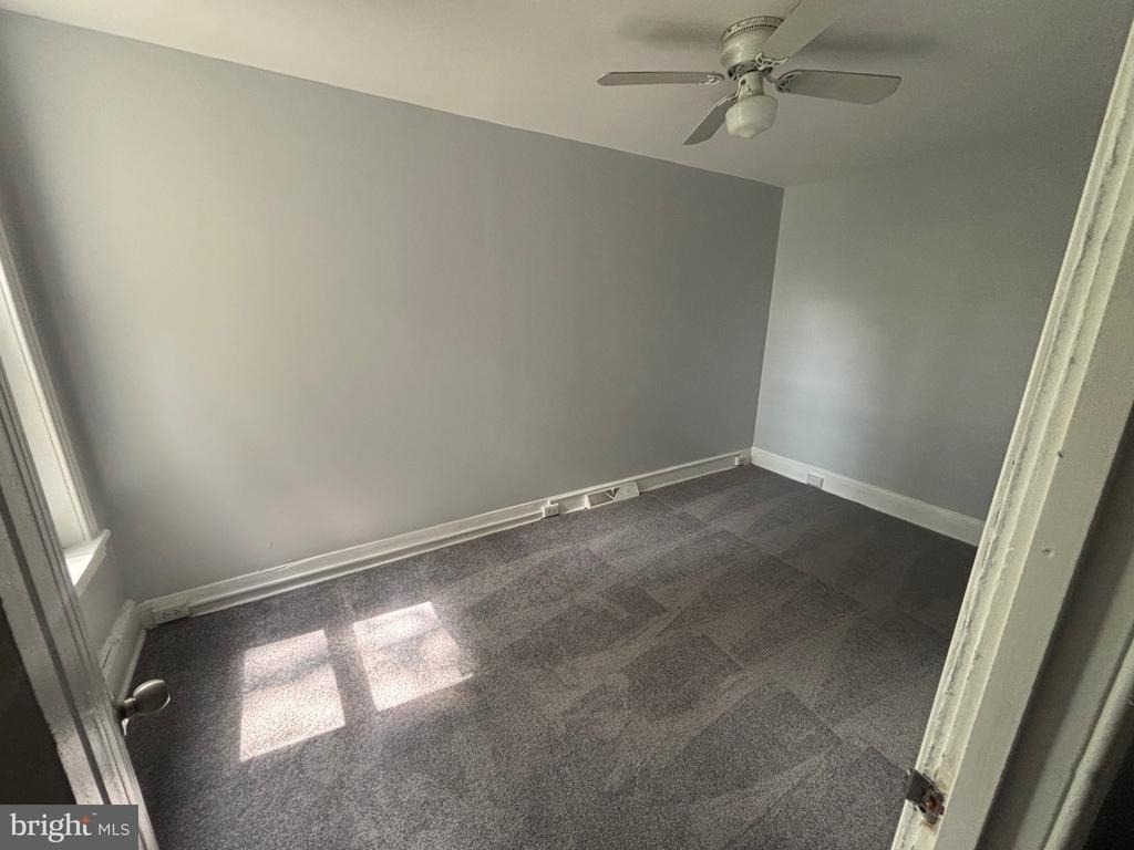 924 Jackson Street - Photo 4