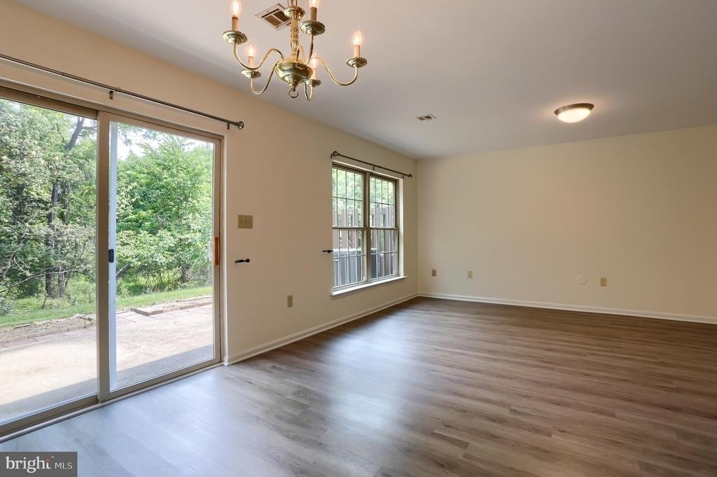 453 Waverly Woods Drive - Photo 15