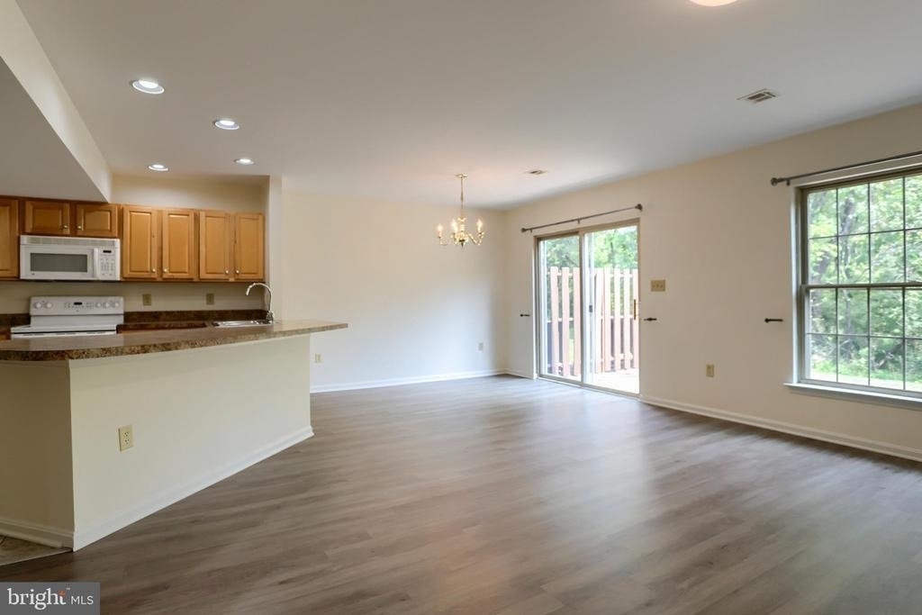 453 Waverly Woods Drive - Photo 12