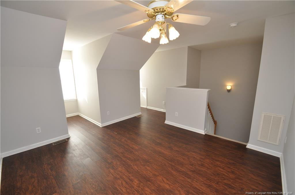 402 Knightsborough Way - Photo 30