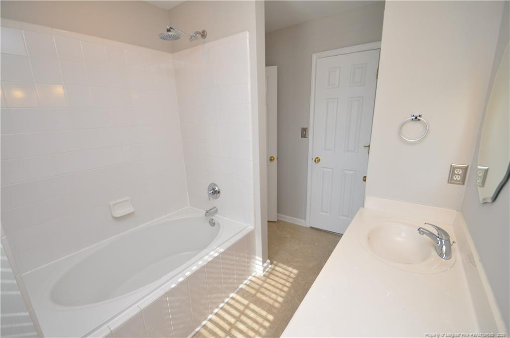 402 Knightsborough Way - Photo 28