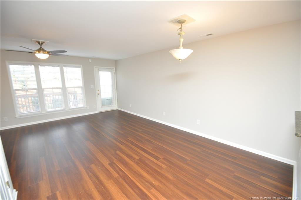 402 Knightsborough Way - Photo 8