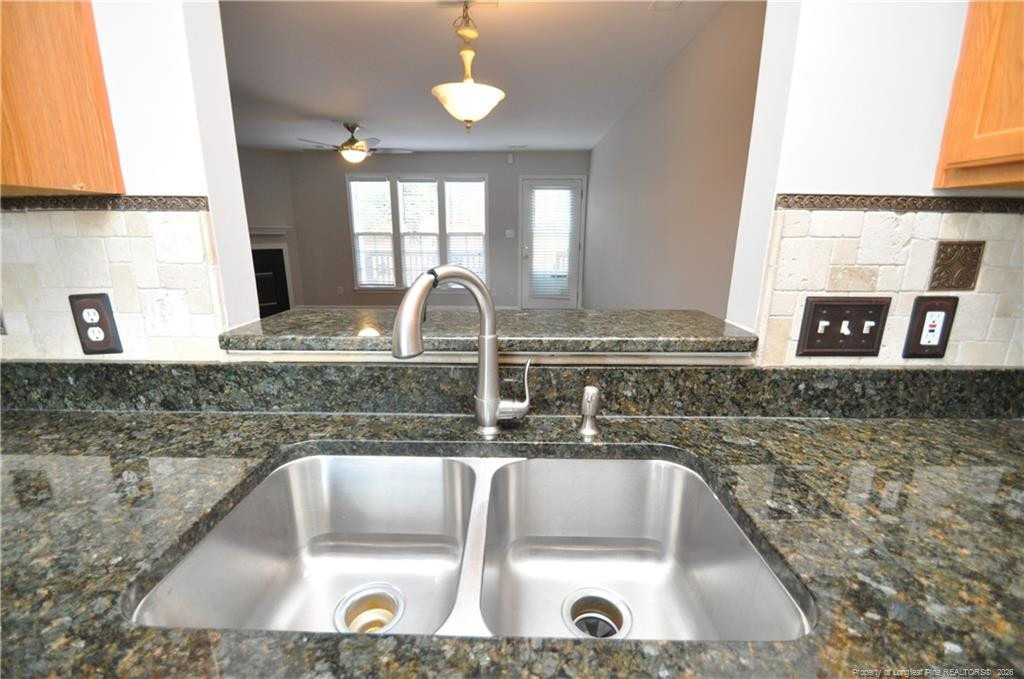 402 Knightsborough Way - Photo 9