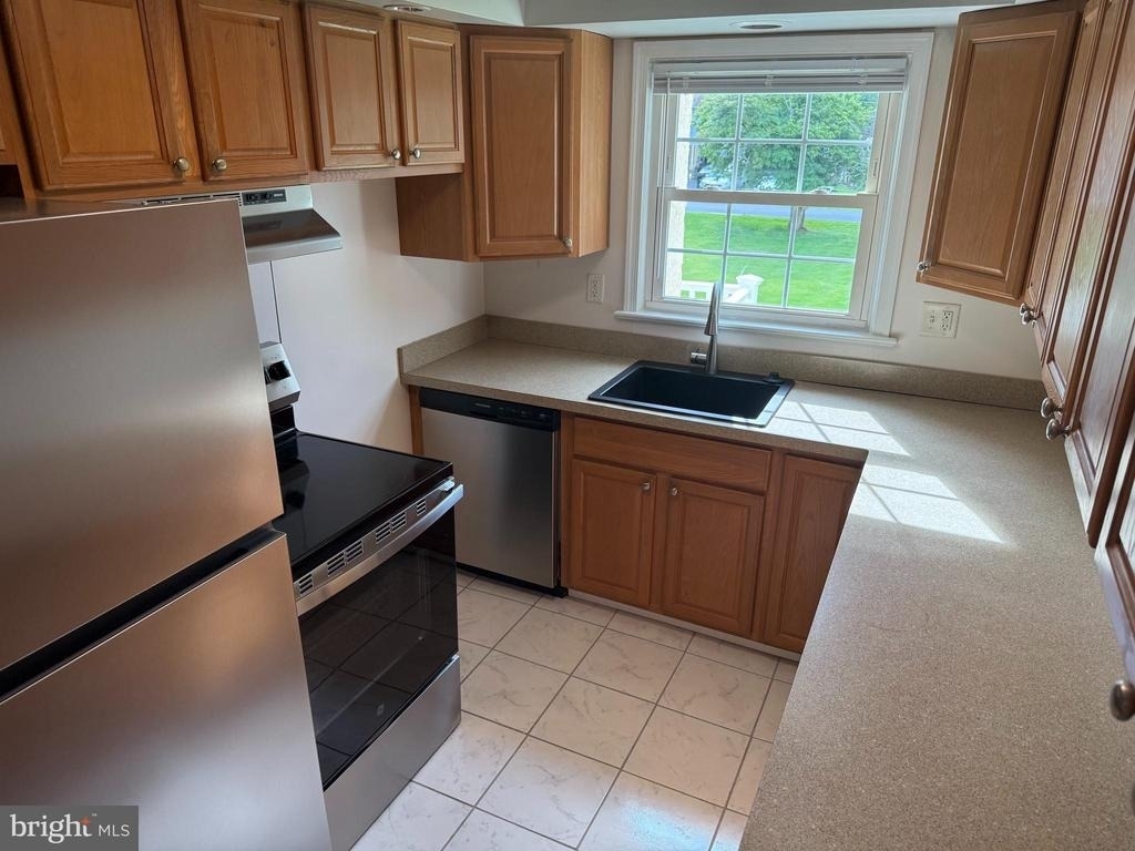 50 Walnut Ave - Photo 4