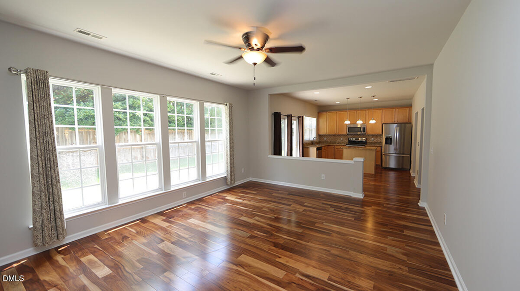 7400 Lagrange Drive - Photo 5