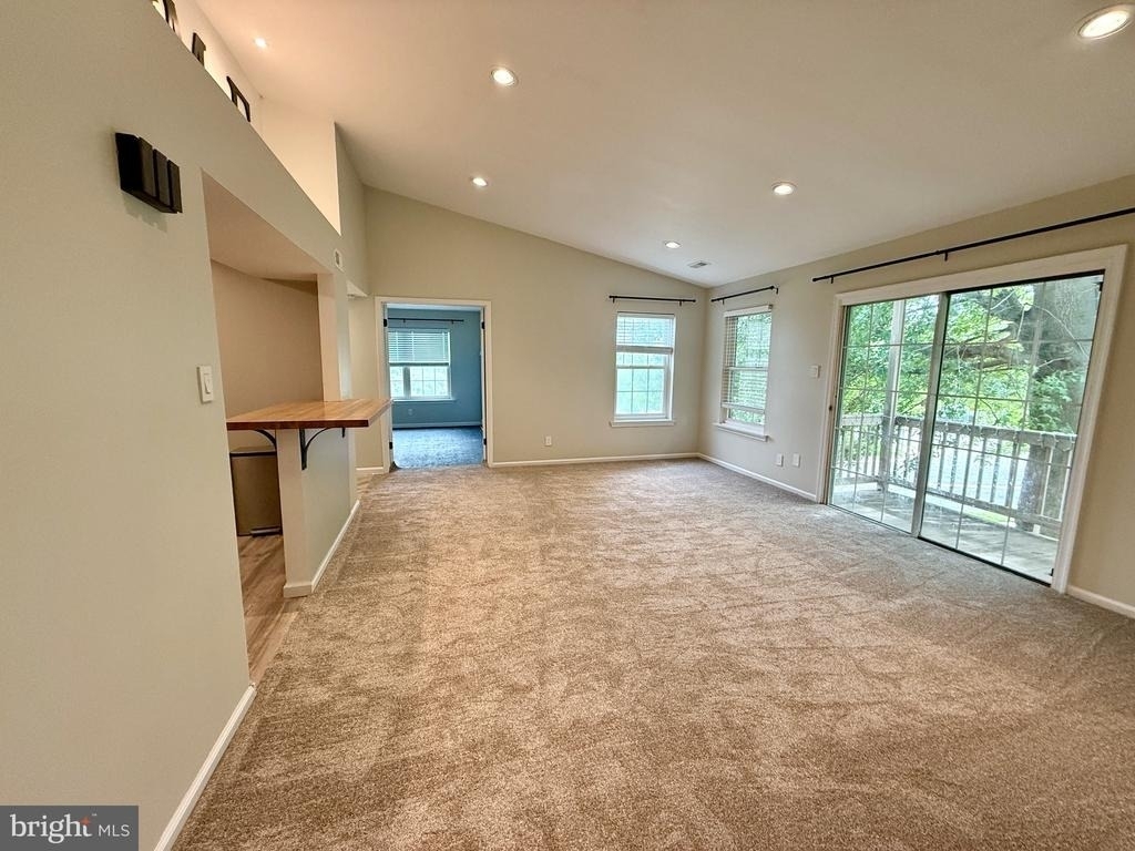 28022 Beacon Hill Drive - Photo 5
