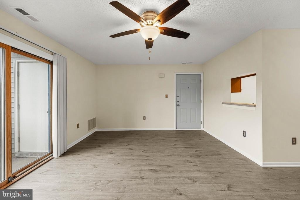 1907 Ravens Crest Drive - Photo 9