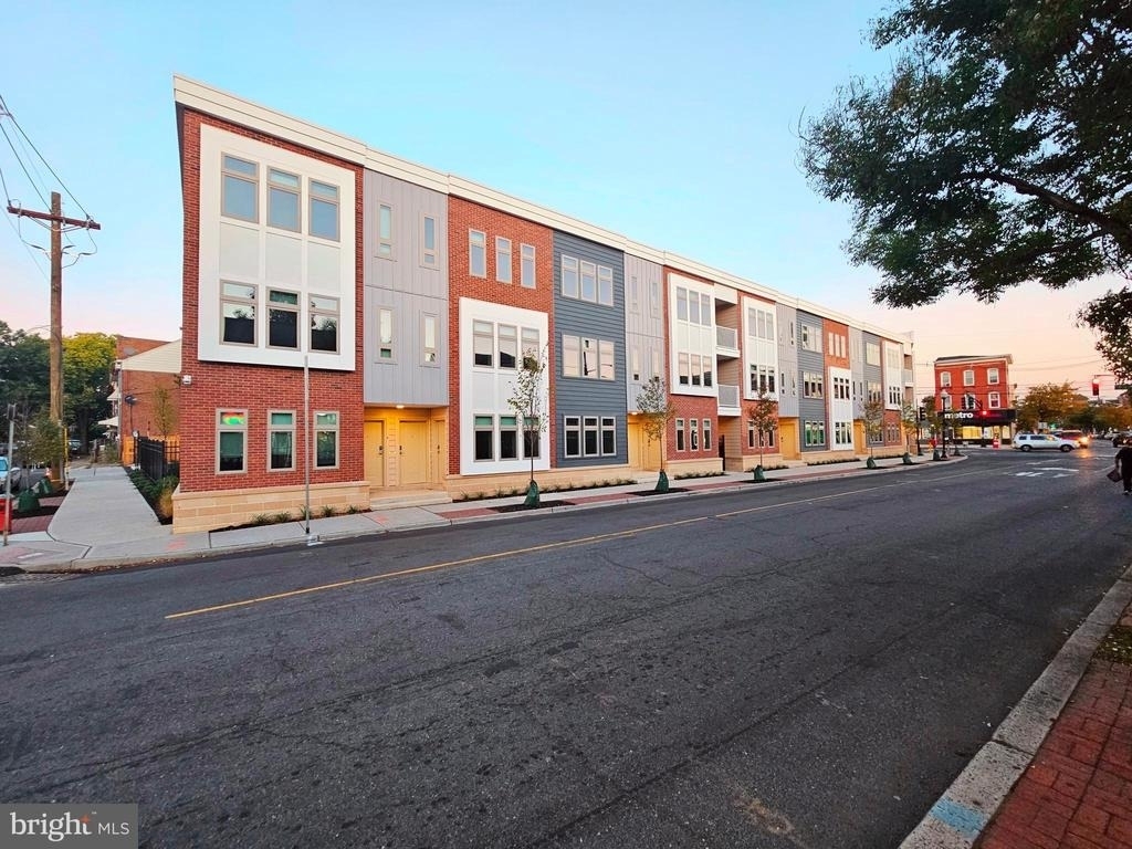 200 Hamilton Avenue - Photo 16