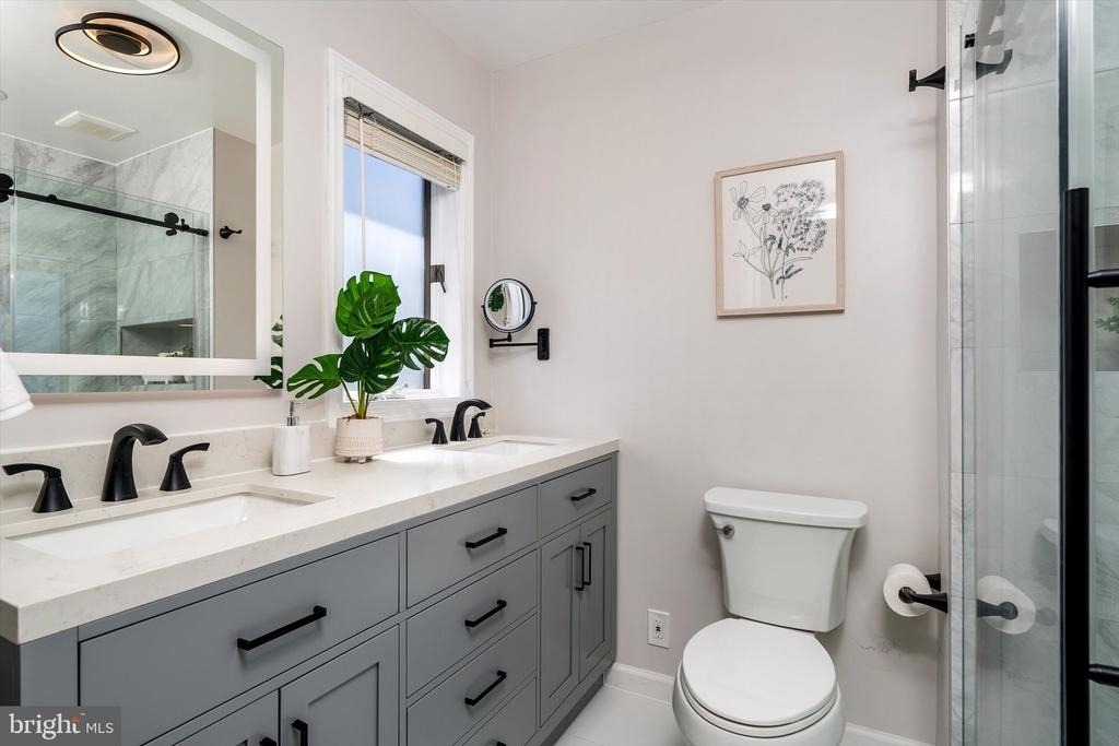 90 Hoover Avenue - Photo 27