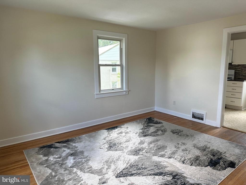 526 Pingree Avenue - Photo 1