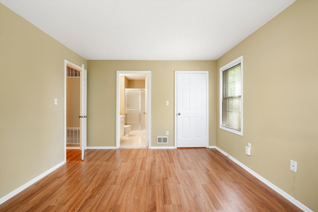 21 Chamberlin Court - Photo 11