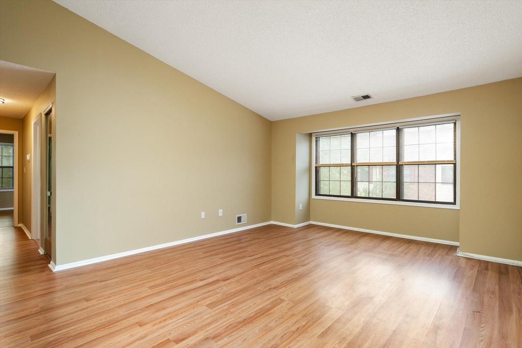 21 Chamberlin Court - Photo 14