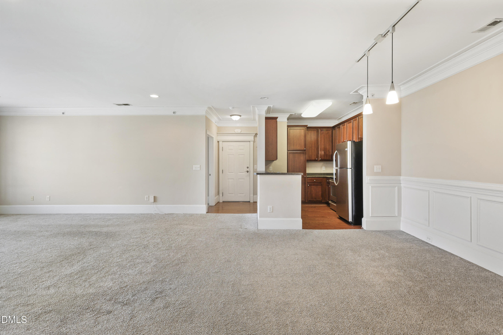 623 Waterford Lake Drive - Photo 3