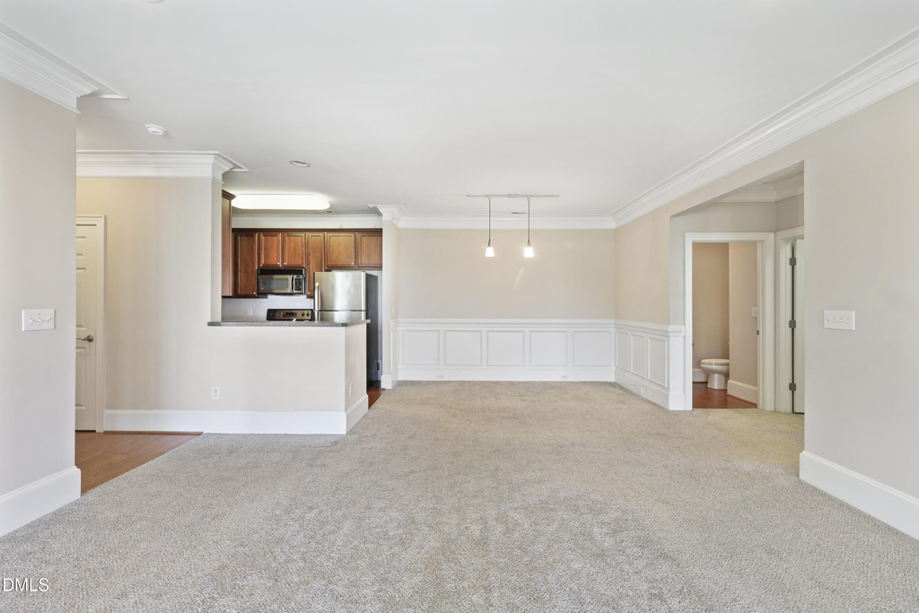 623 Waterford Lake Drive - Photo 5