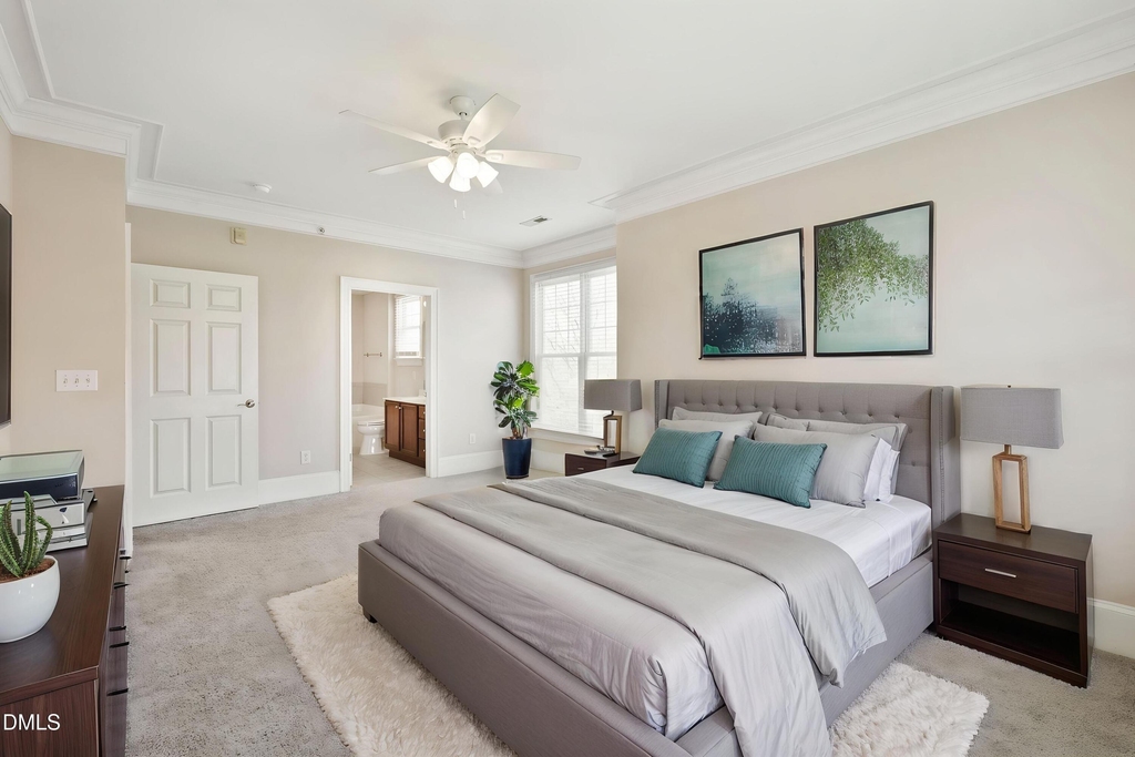 623 Waterford Lake Drive - Photo 14