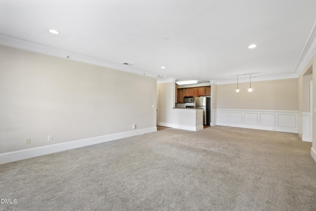 623 Waterford Lake Drive - Photo 6