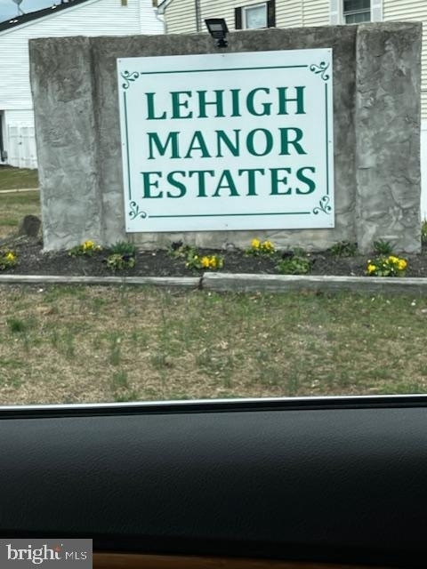23 Lerner Court - Photo 2