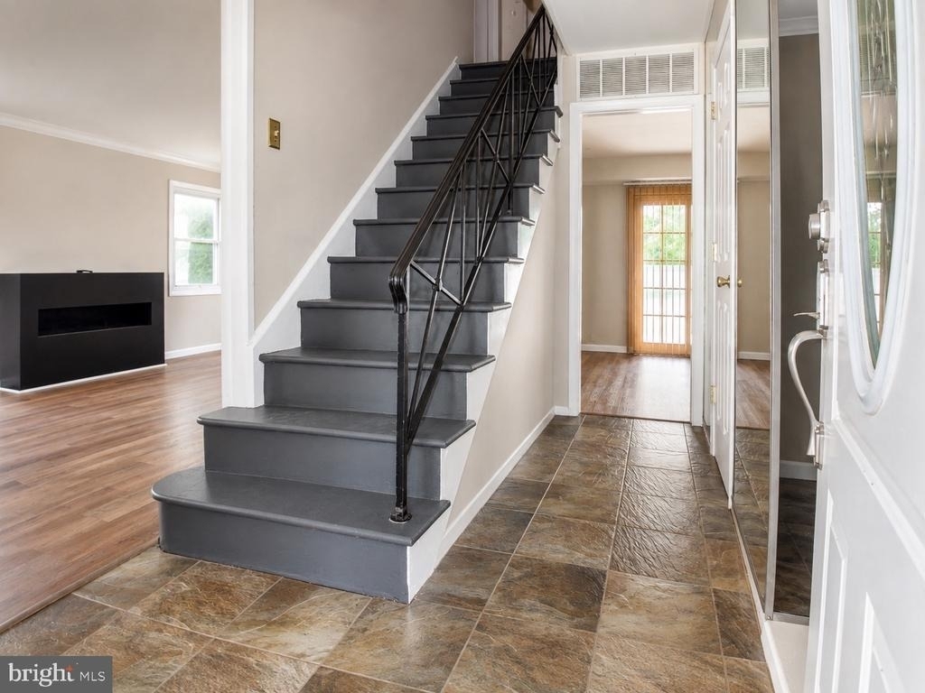 6 Hepburn Lane - Photo 3