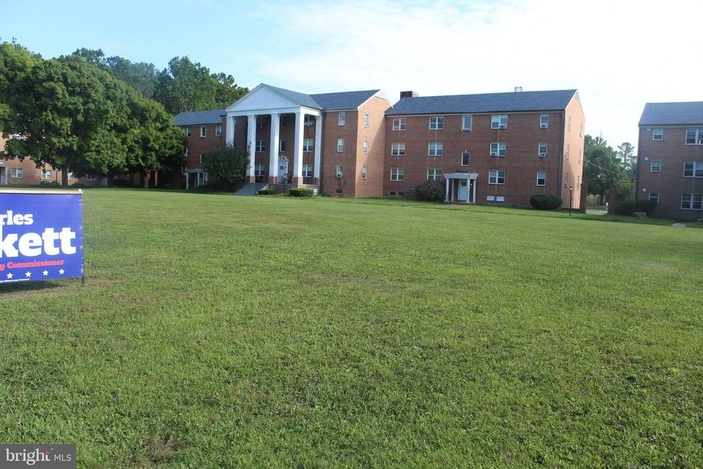 300 Northern Avenue - Photo 3