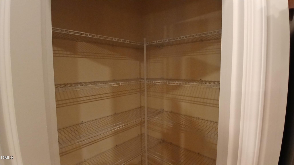 136 Eagleson Street - Photo 9