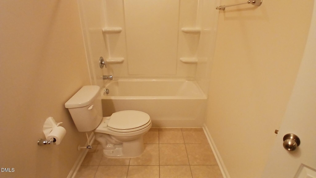 136 Eagleson Street - Photo 18