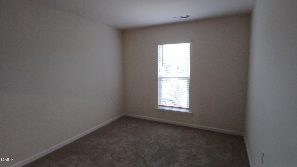 136 Eagleson Street - Photo 16