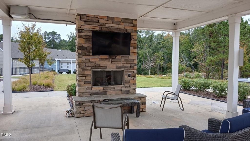 136 Eagleson Street - Photo 35