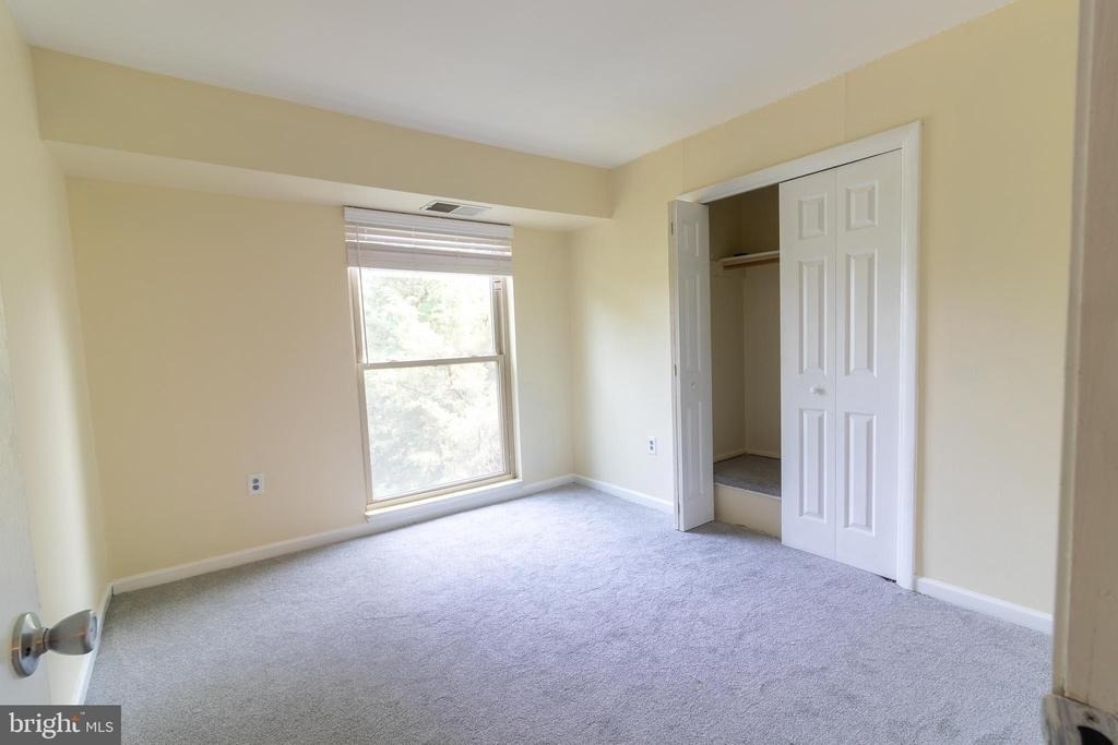 5201 Newton Street - Photo 6