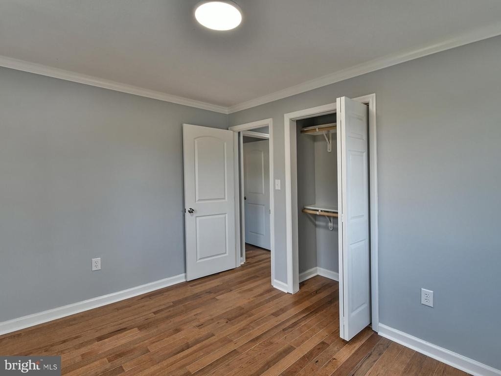 5812 Suitland Road - Photo 17