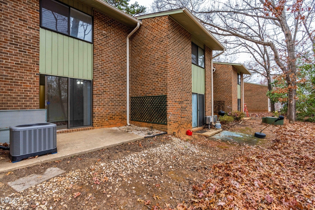 1232 Teakwood Place - Photo 21