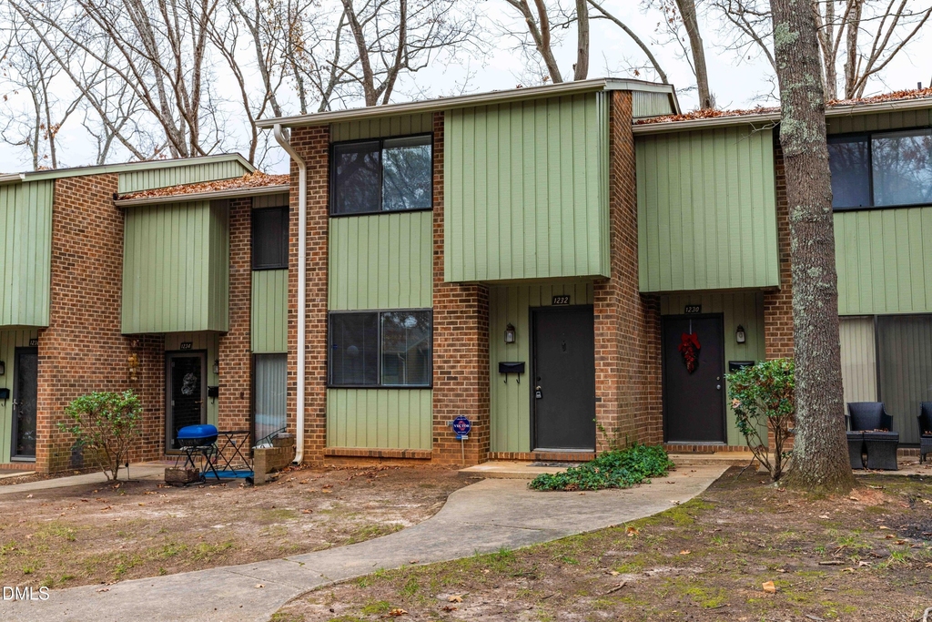 1232 Teakwood Place - Photo 23