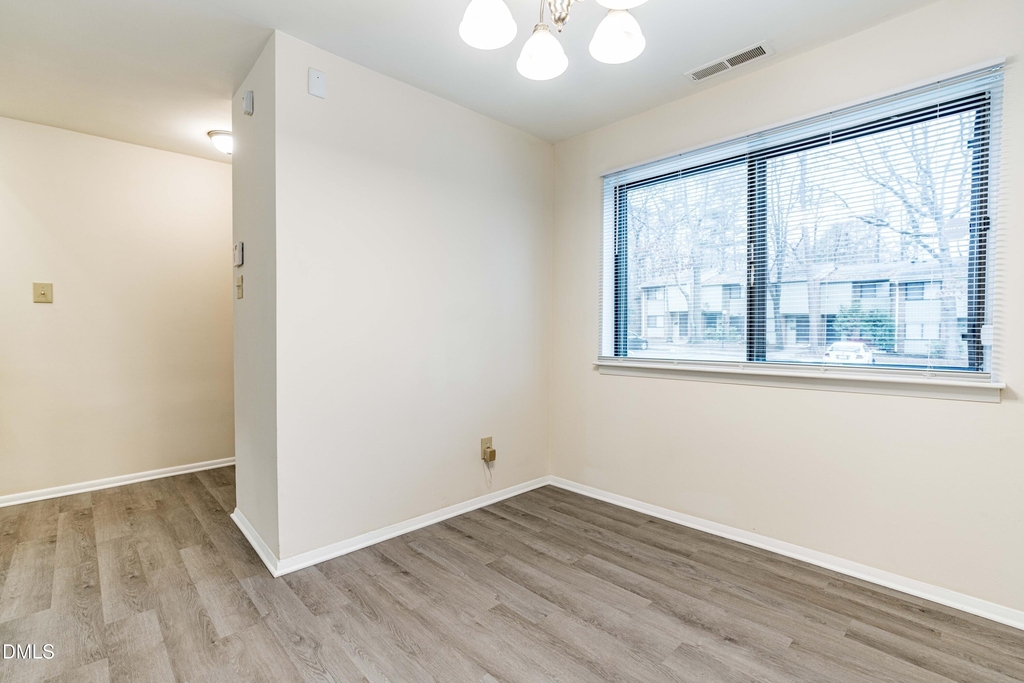 1232 Teakwood Place - Photo 2