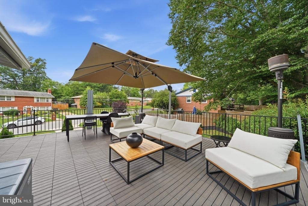 6410 Bushey Drive - Photo 48