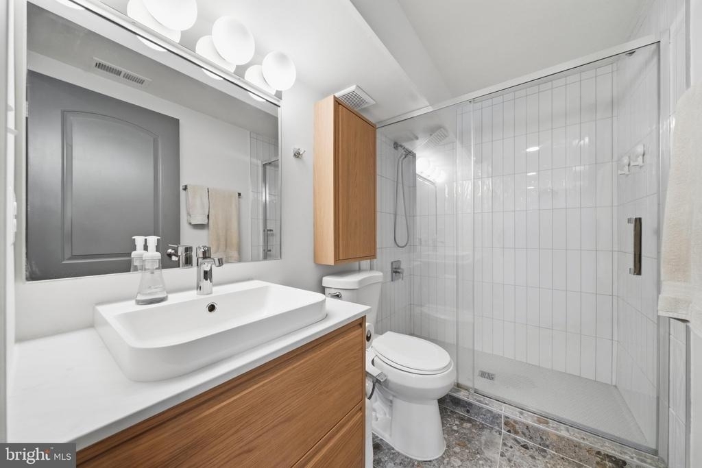 6410 Bushey Drive - Photo 45