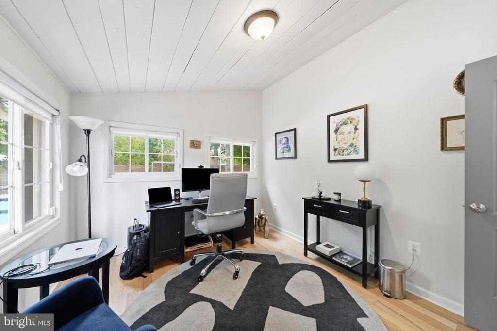 6410 Bushey Drive - Photo 27